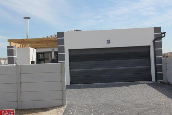 Property For Sale in Houghton Place, Eersterivier